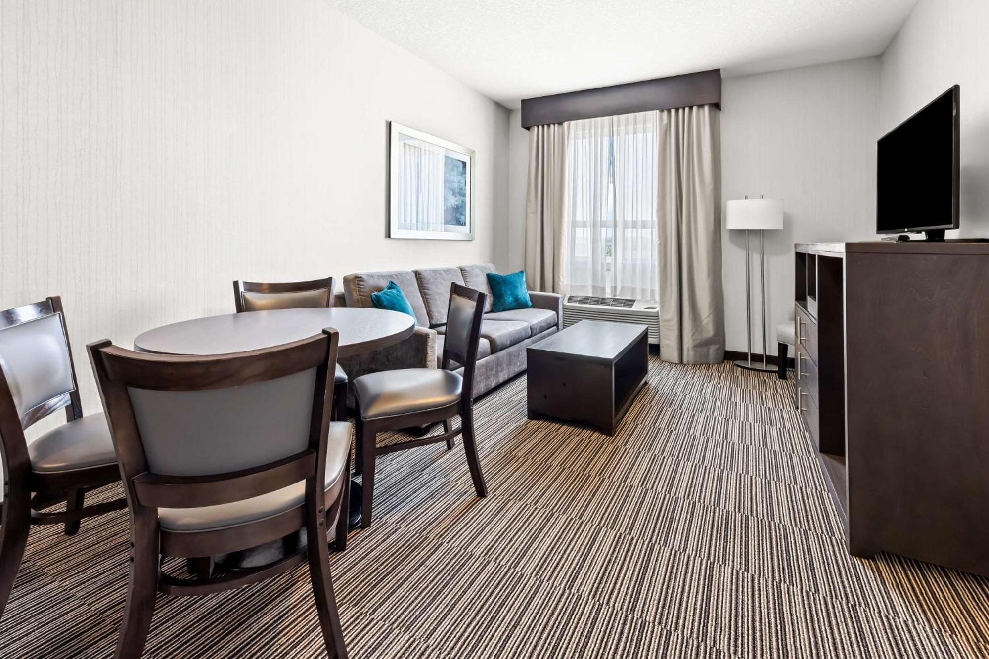 วินด์เกต บาย วินด์แฮม แอร์ดรี Hotel ภายนอก รูปภาพ